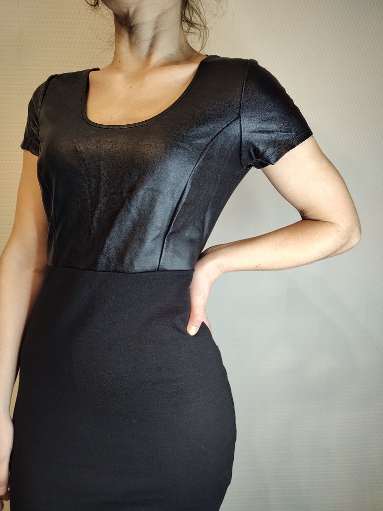 Sukienka mała czarna Gothic style z łączonych materiałów