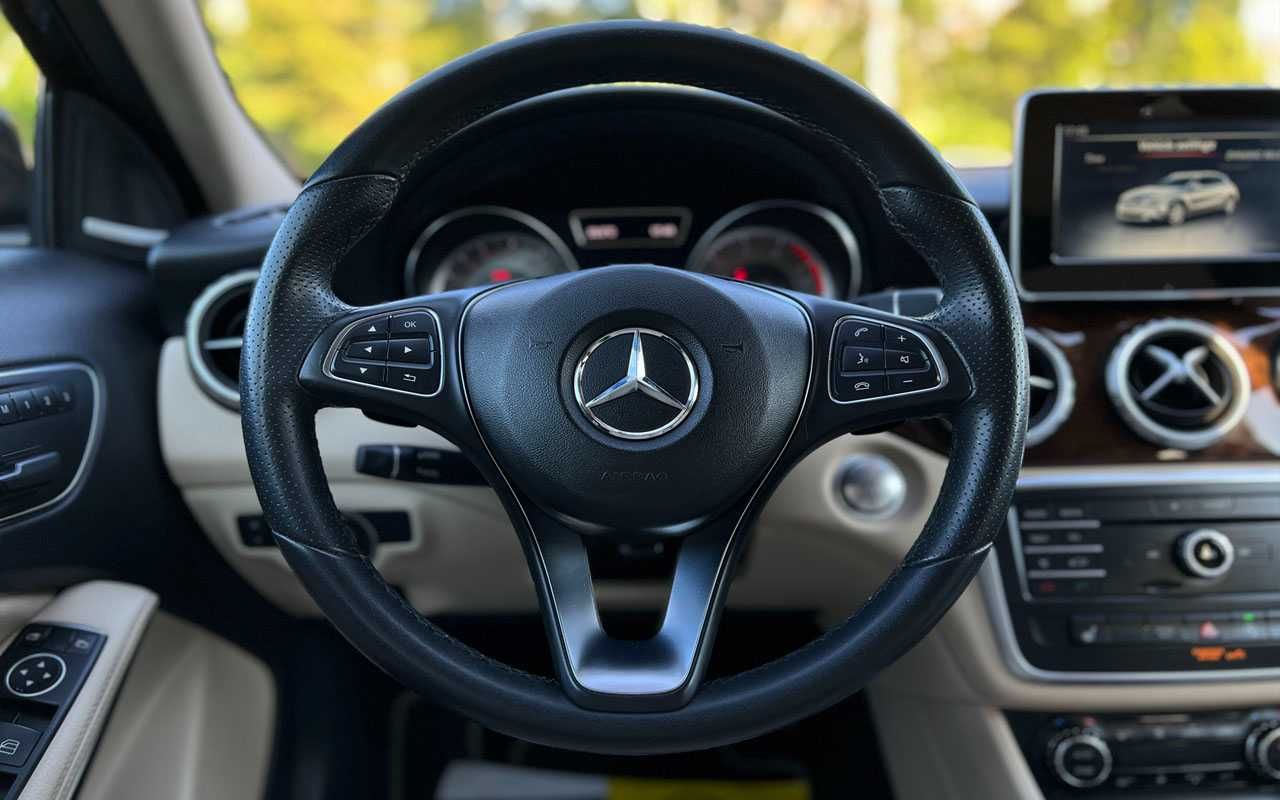 Mercedes-Benz GLA 2502017