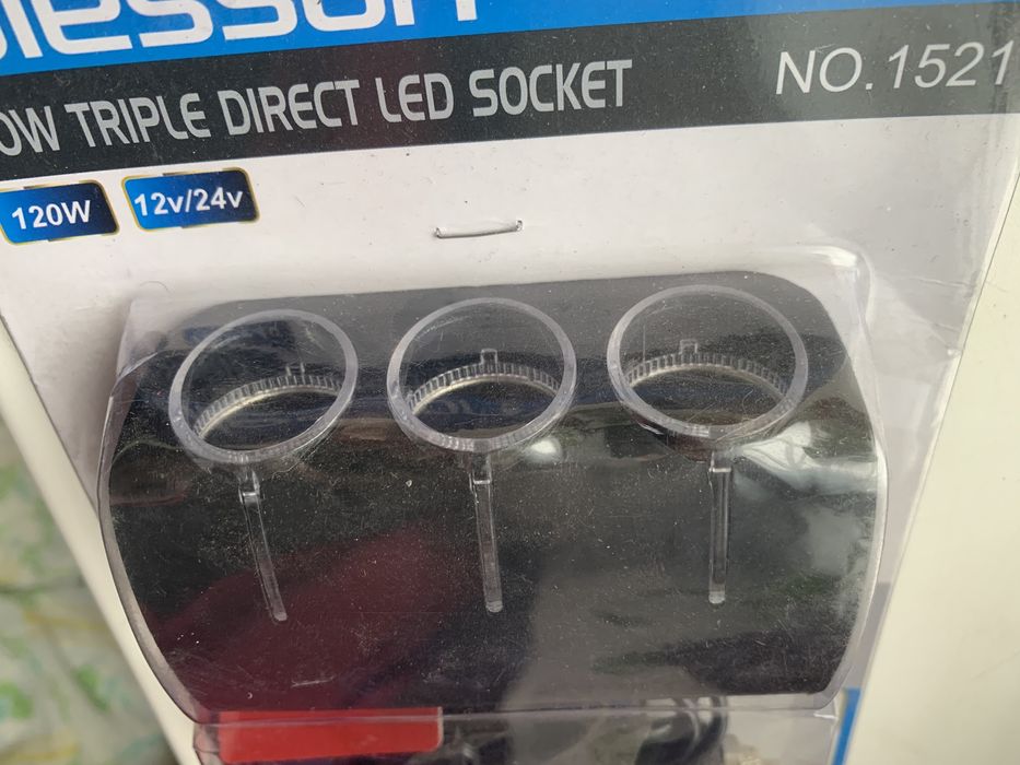 Автомобильный адаптер-хаб 199гр