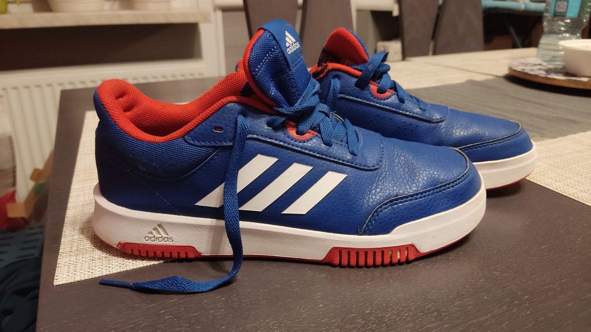 Buty sportowe adidas