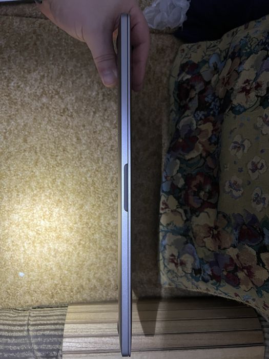 Macbook pro16 a2141 i7 16gb Radeon pro 5300m 4gb 1TB