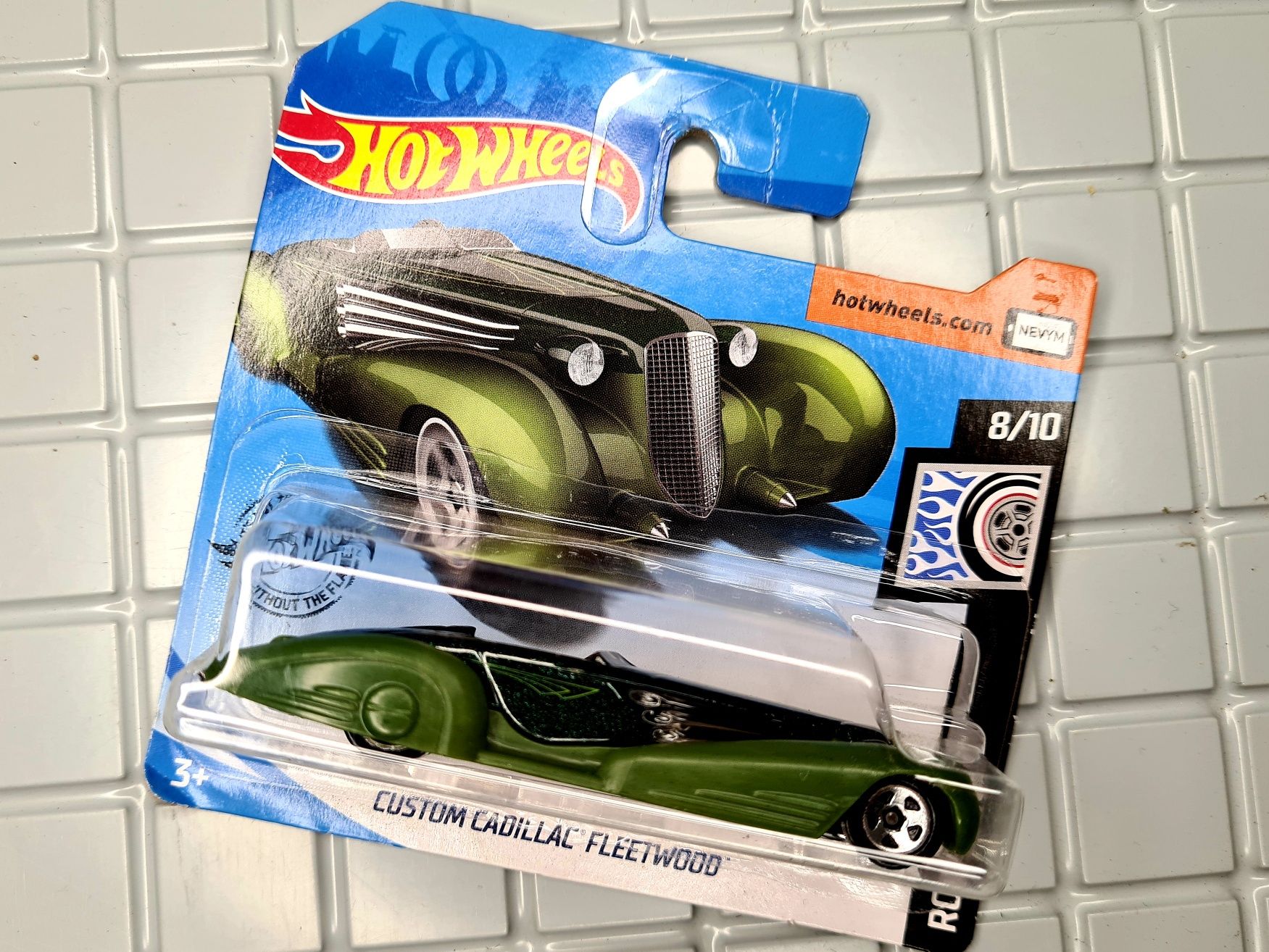 Resorak autko samochodzik Hot Wheels Custom Cadillac Fleetwood