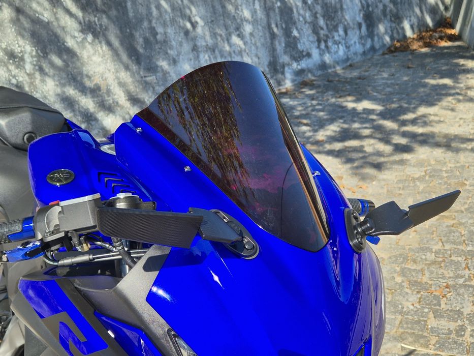 Yamaha yzf r como nova
