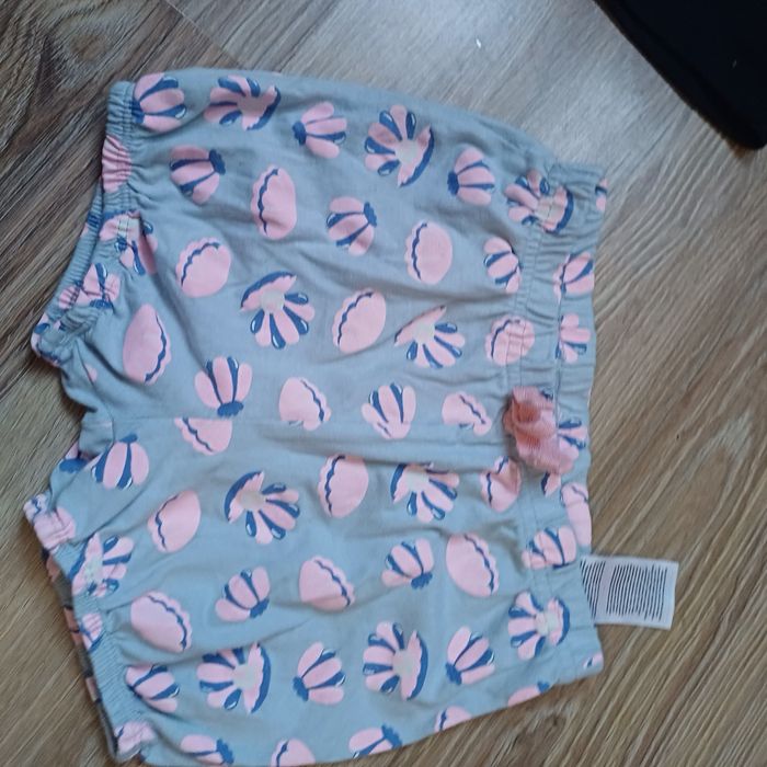 Paczka spodenek na lato dla dziewczynki 92