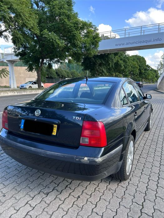 Vendo ou troco Volkswagen Passat B5 PD115