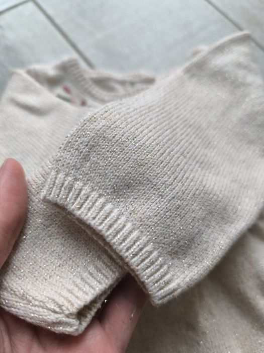 В'язане плаття з вишивкою 3-6 місяці 62-68 р.