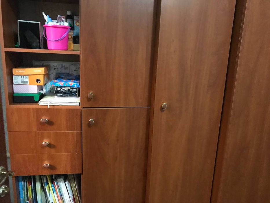 Продам стінку,шкаф