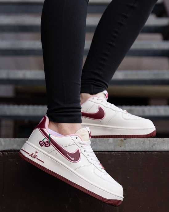 Кроссовки женские Nike Air Force 1 Low Cherry кожаные белые вишни