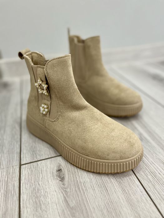 Beżowe botki 37 NOWE ocieplane