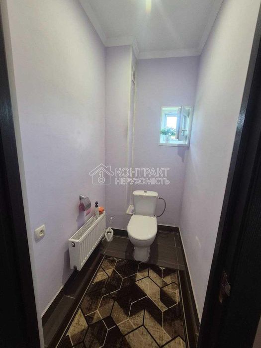 Продам сучасний будинок у самому центрі міста!