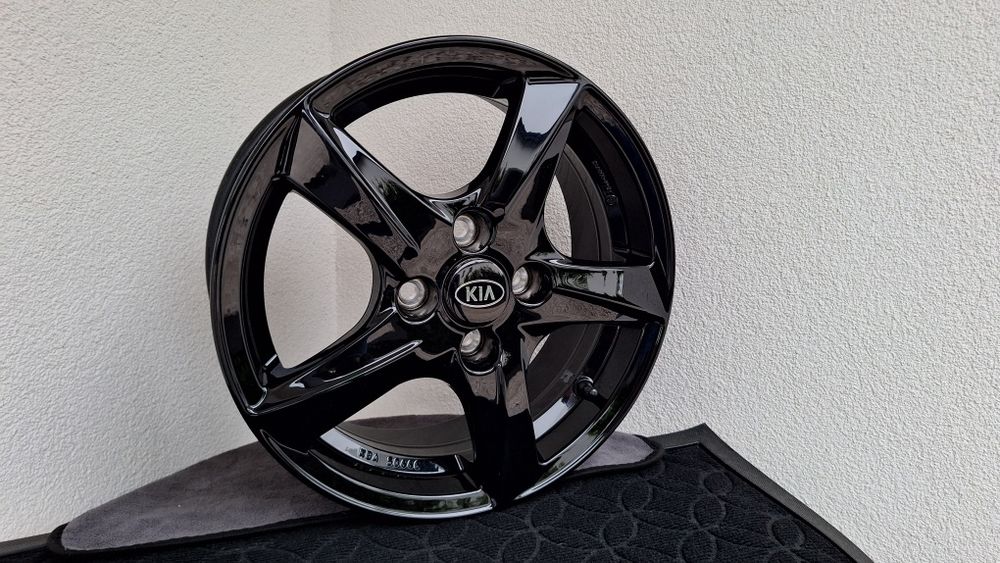 Nowe Alufelgi 4x100 R15 Hyundai i10 i20 Kia Rio Stonic Picanto