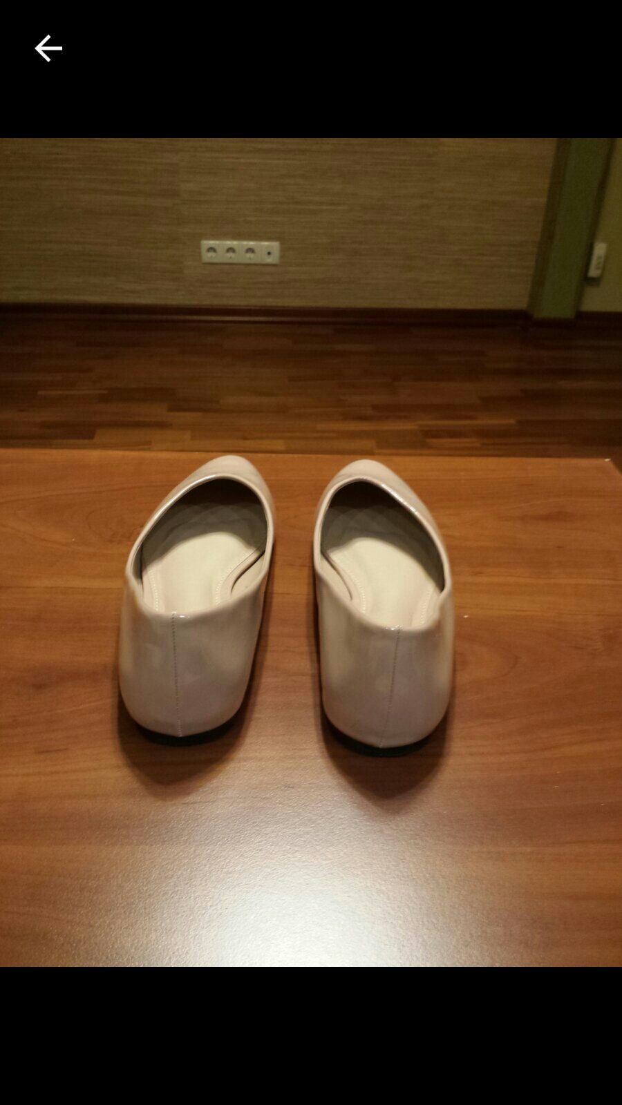 Туфли лаковые женские  светлые бежевые кремовые  Размер 39