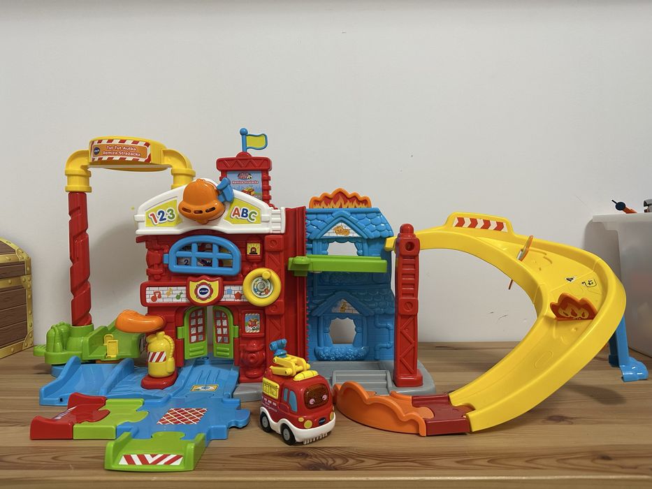 Vtech Remiza strażacka Tut Tut Autka