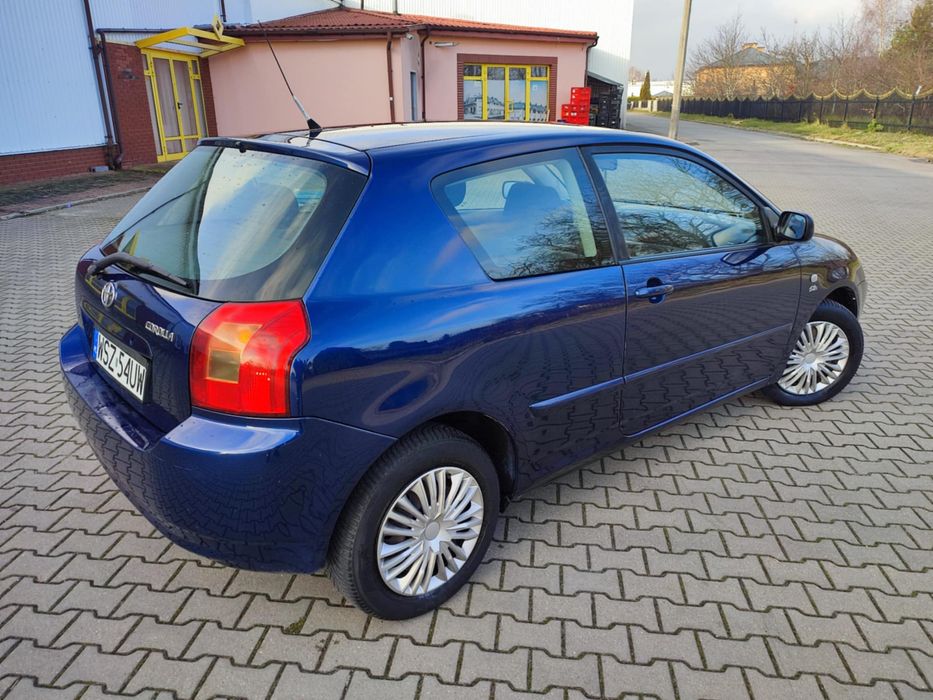 Toyota Corolla 2003 rok 2.0 D4D 116 km