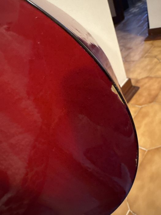 Viola Stagg vermelha