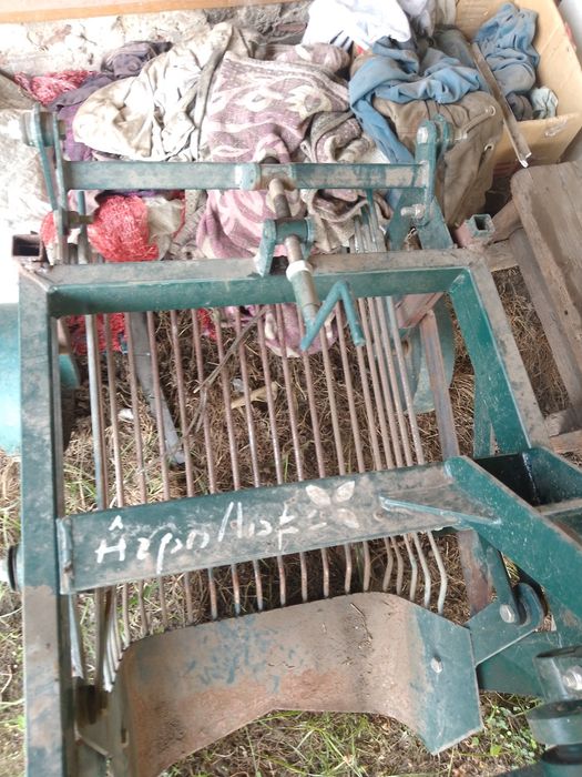 Картоплекопачка вібраційна