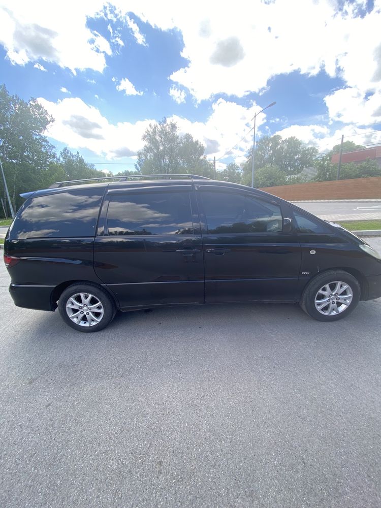 Продам Toyota Previa