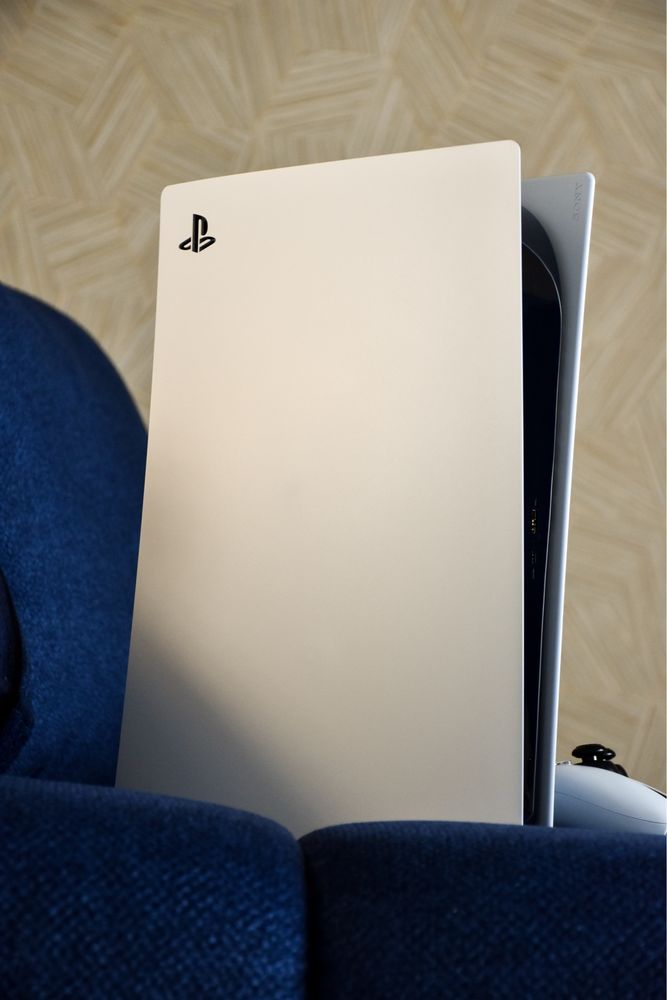 Sony PlayStation 5 Digital Edition / 1TB / Ідеальний стан / 2 ревізія