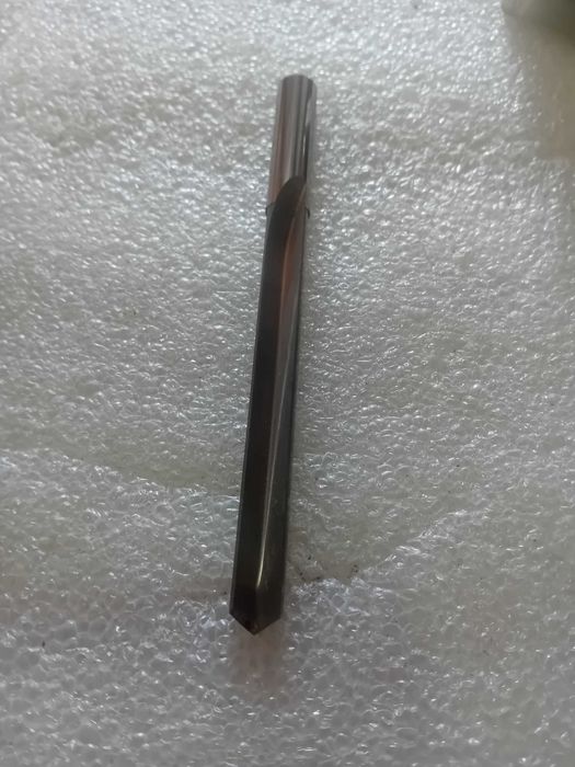 Broca canhão em metal duro 9.75 com sistema refrigeração