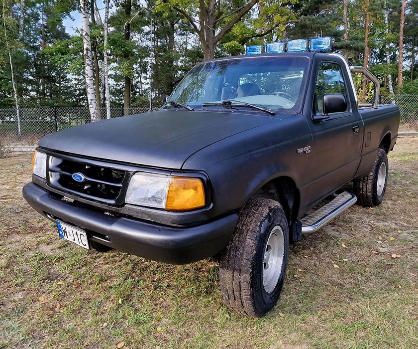 Ford Ranger XLT 2.3 - klasyczny pickup