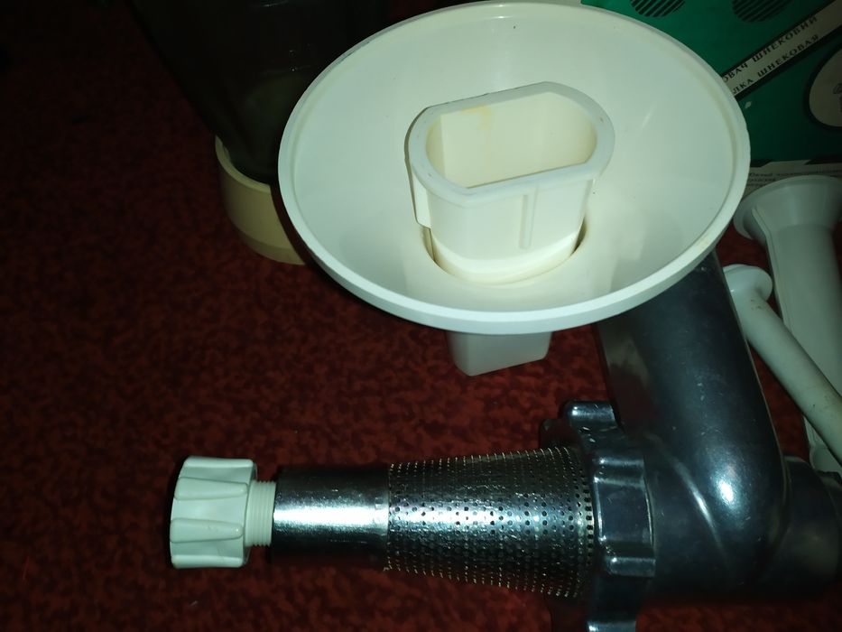 Шнековая соковыжималка,мясорубка,блендер для Мрия 2М