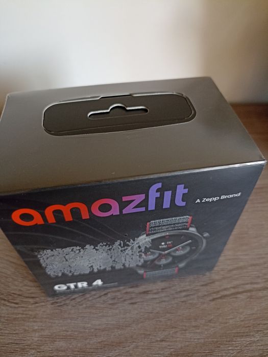 Smartwatch Amazfit GTR 4 – Novo e Selado na Caixa