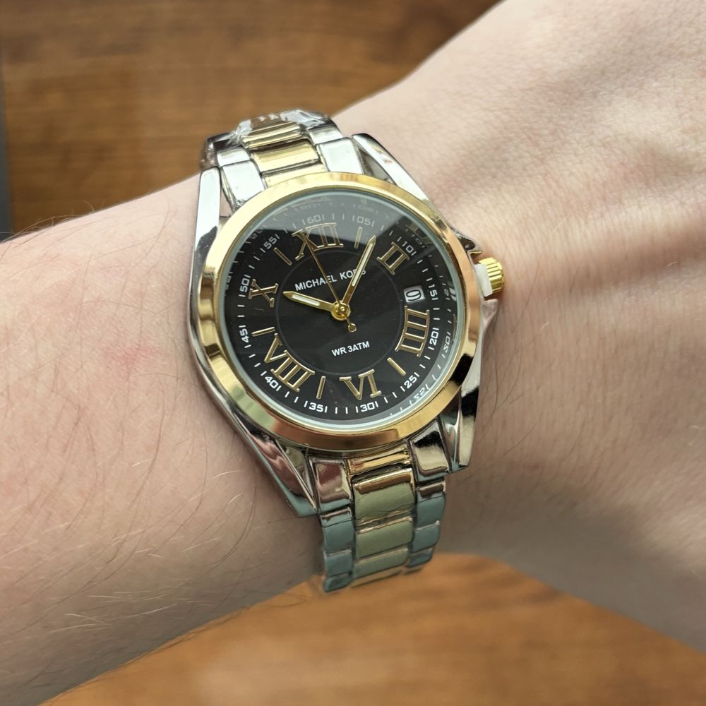 Жіночий годинник Michael Kors комбінованого кольору | чорний циферблат