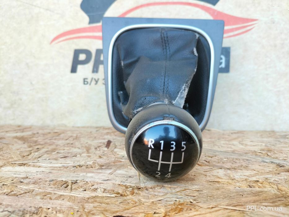 VW Jetta V 05-11 Чехол ручка рамка накладка кулисы МКПП 1K0711113BG