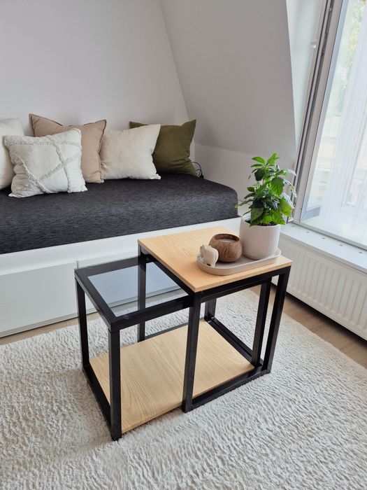 Jak nowe! 2 czarne stoliki kawowe. Okleina dąb