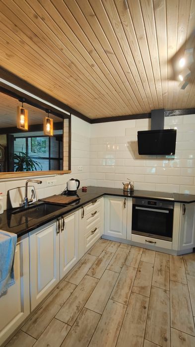 Продаж незвичайного будинку!