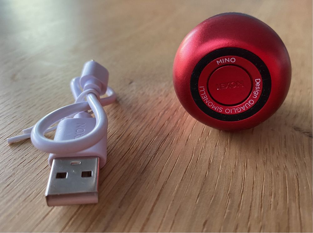 Mini glosniczek bluetooth Lexon