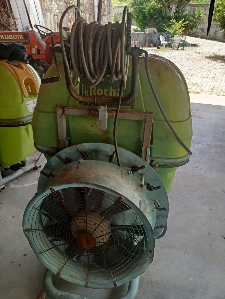 Pulverizador de turbina rocha de 400 litros
