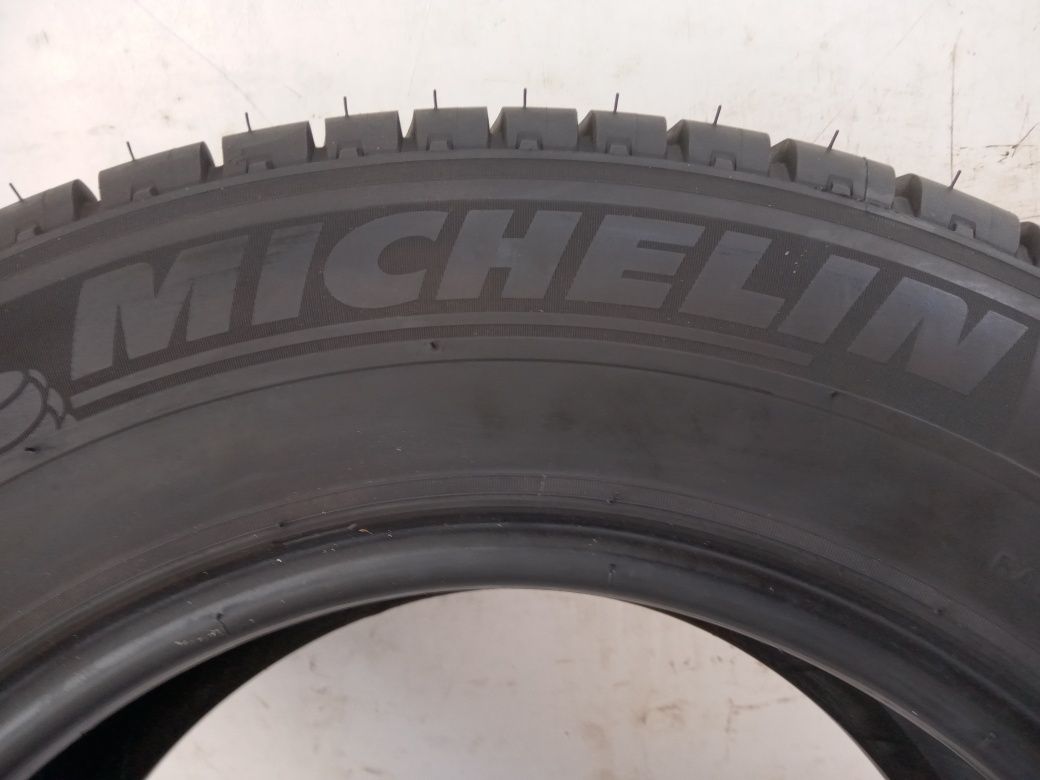 Opona letnia 235/65R16c Michelin Agilis Zapas