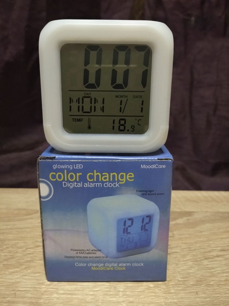 Годинник-будильник нічник Glowing Led Color Change