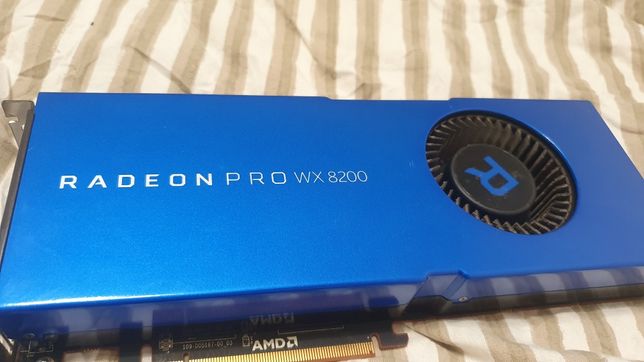 AMD Radeon PRO WX8200 8GB HBM2 2048bit (як Nvidia Quadro P5000)