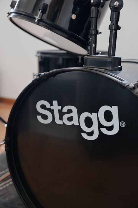 Bateria Stagg usada mas em ótimo estado