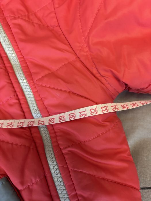 Продам курточку на дівчинку