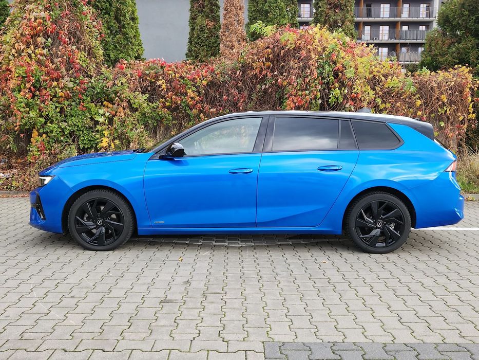 Opel Astra Head up, szklany dach, el.  klapa, grzana kierownica, kamery 360