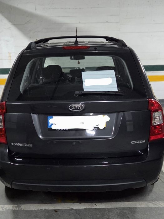 Vendo Kia carens 2009 óptima condições