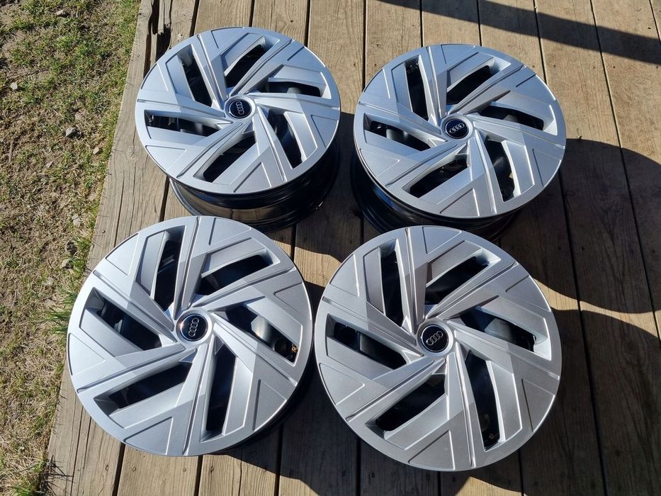 AUDI Q4-etron,SKODA ENYAQ ,VW ID4,ID5 FELGI 8X19 ET45 5X112 kolpaki ,super