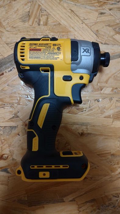 Інструменти, аксесуари Dewalt