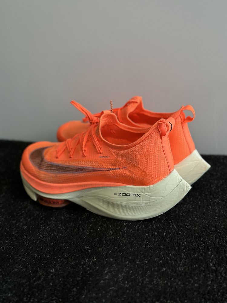 Бігові кросівки Nike Air Zoom Alphafly Next% Orange CI9925-800