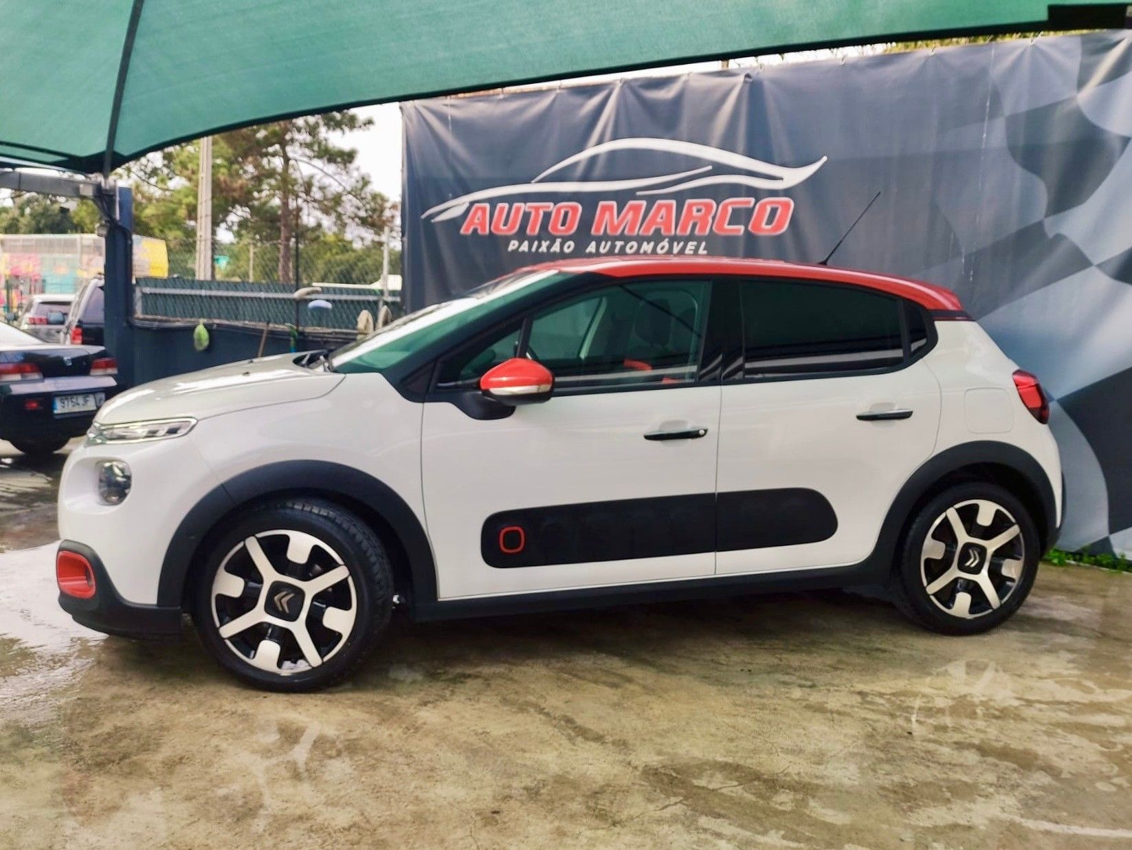Citroën C3 1.2 PureTech Shine EAT6
