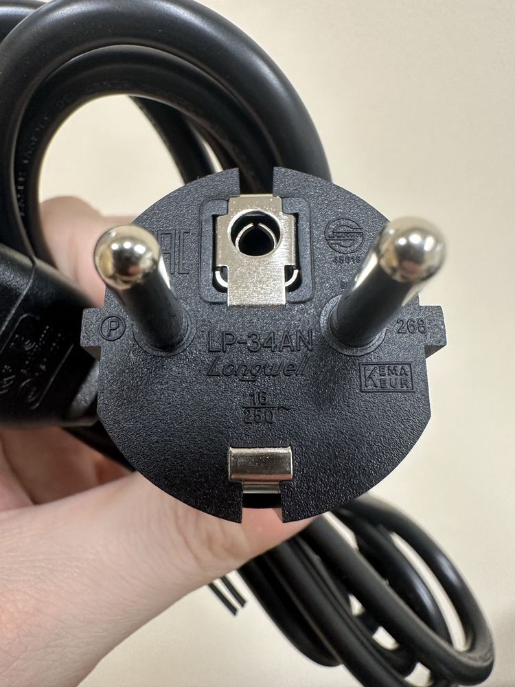 Kabel zasilający do PC, monitora 1,8 m