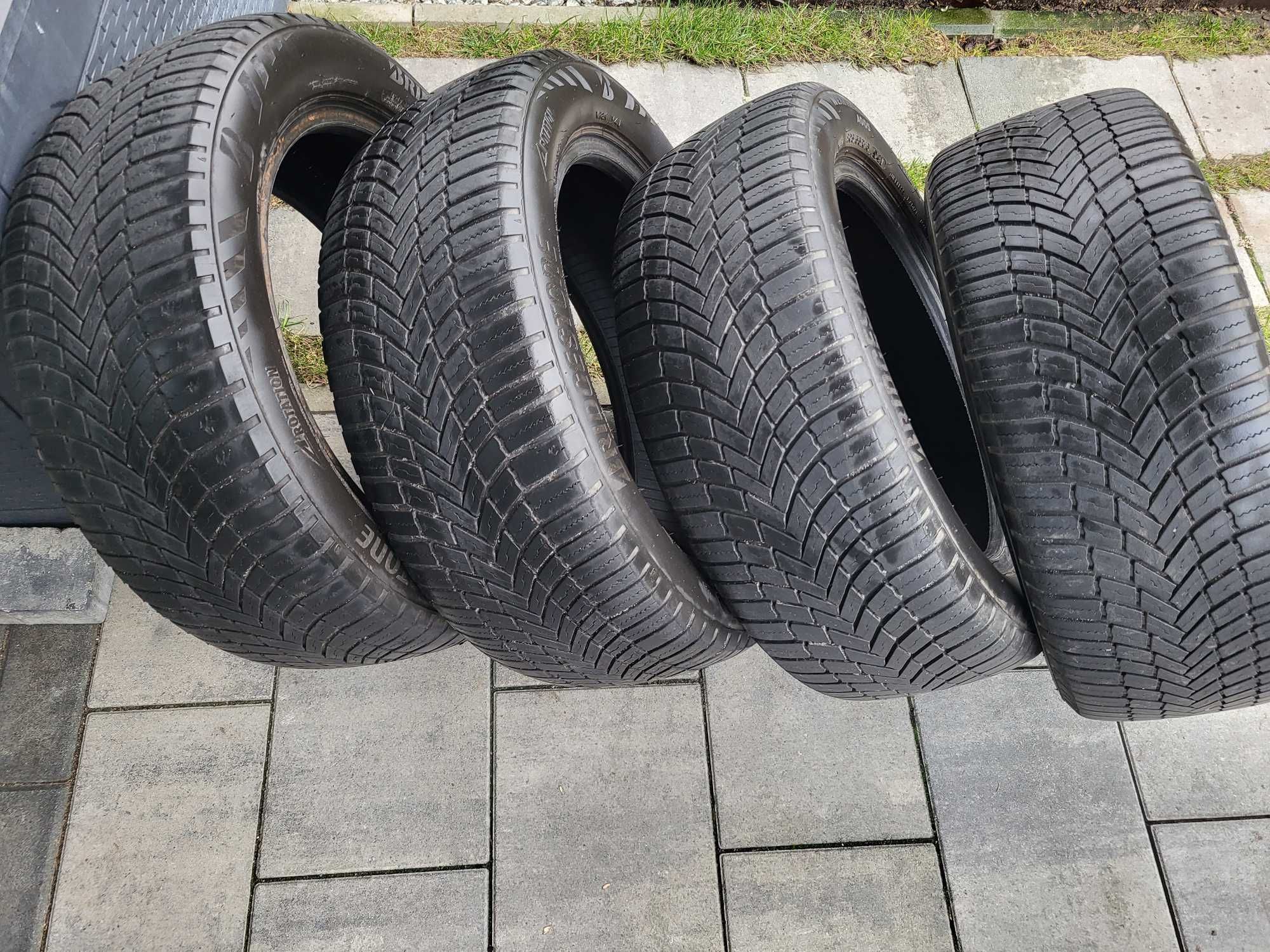 Sprzedam opony całoroczne Bridgestone 205/55R16