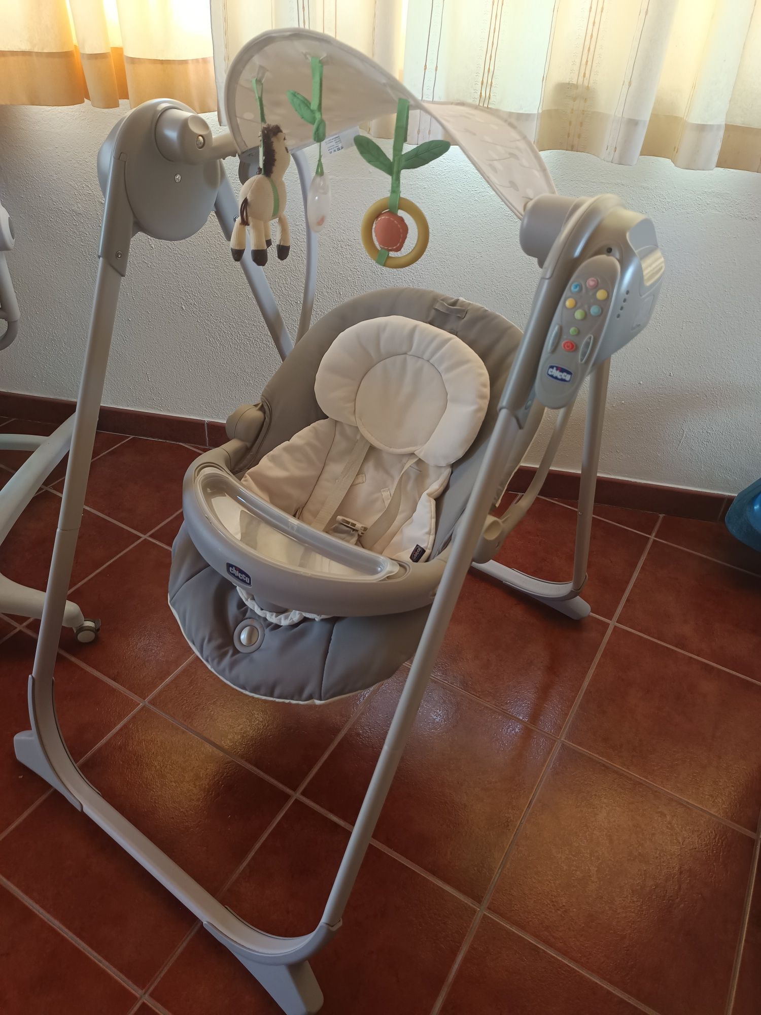 Conjunto berço e espreguiçadeira Chicco