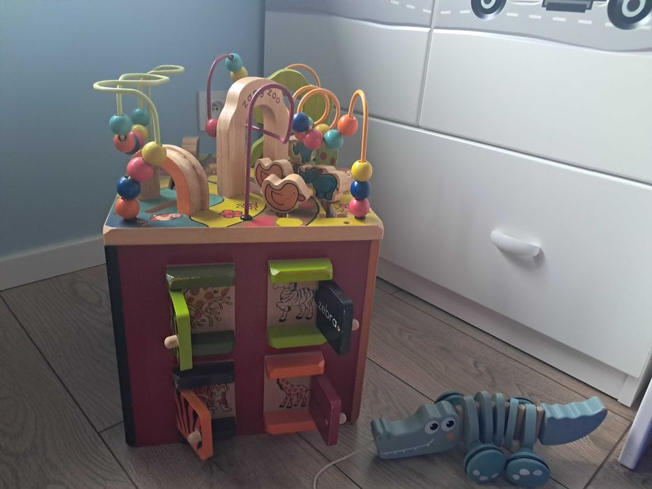 Zany Zoo duża kostka motoryczna + krokodyl drewniany do ciągnięcia.