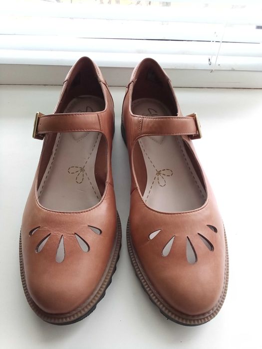 Clarks - пр-во камбоджия. кожаные туфли лоферы,. р. 40 - 26 см