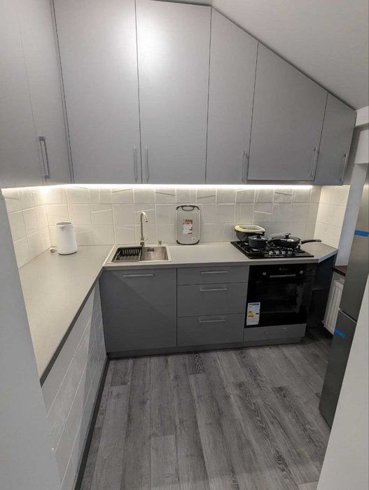 Оренда 2х кімнатну котеджного типу.