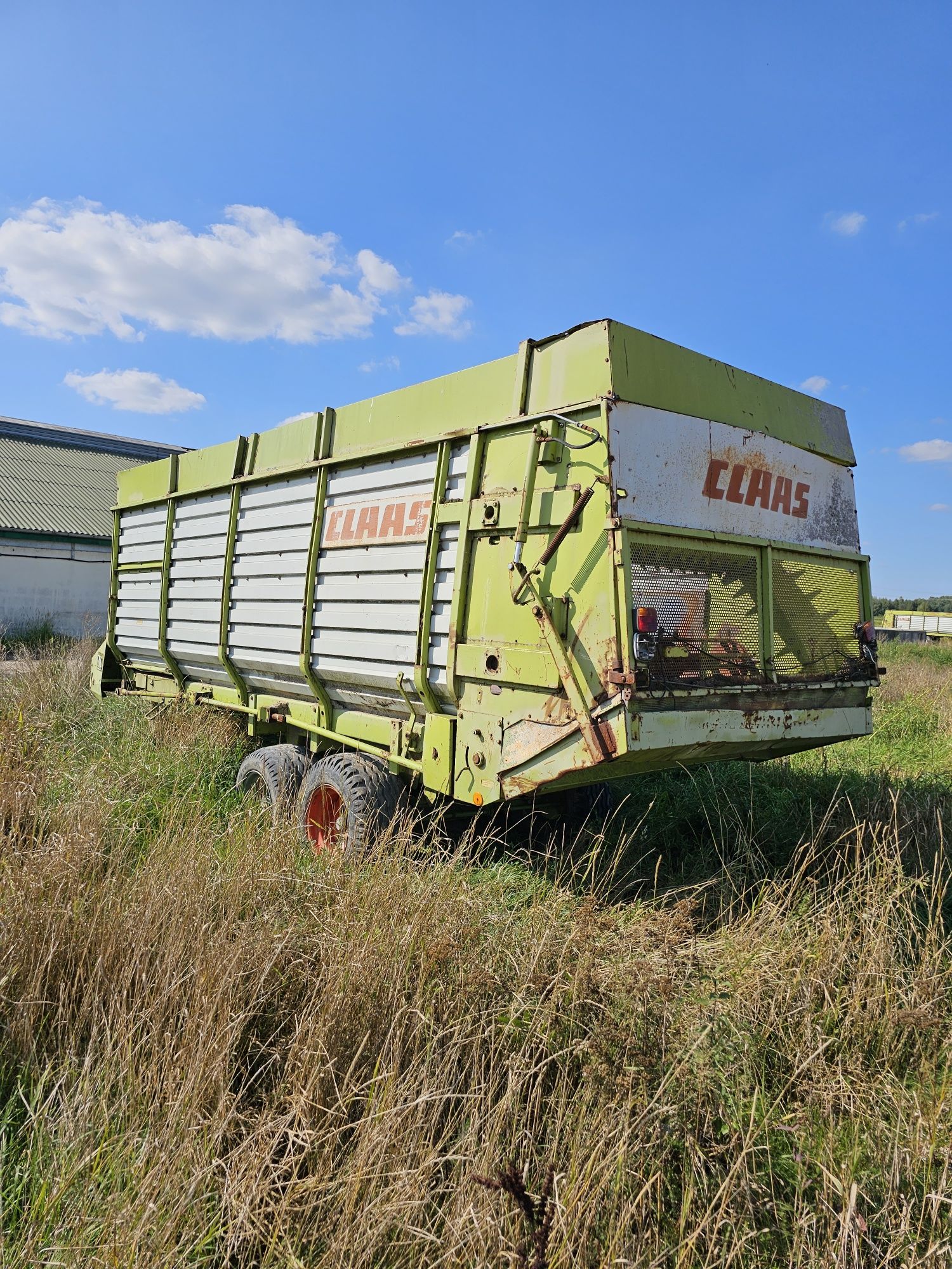 Przyczepa Claas Sprint 430 do odwozu kukurydzy i trawy